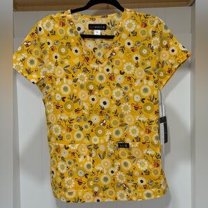 NWT Koi - Yellow Leslie Honey Bees scrub top (S)